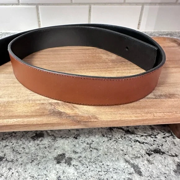 Tory Burch Miller reversible double sided leather double T logo buckle 40” belt - Picture 7 of 9